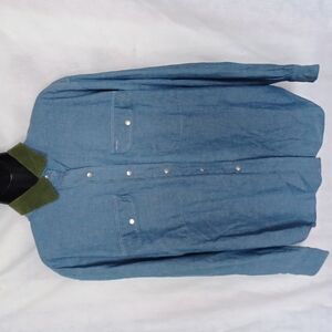 VTG Perry Ellis America long sleeve denim  shirt, snap closures, corduroy collar
